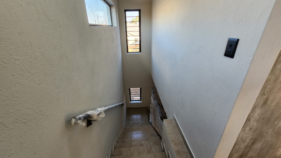 3 Bedroom Property for Sale in Waterval East North West